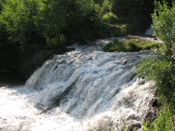 Водоспад на річці Джурин