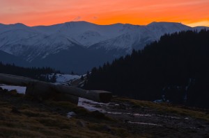 Захід сонця над Чорногорою