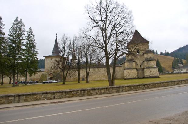 Монастир в Сучевіці